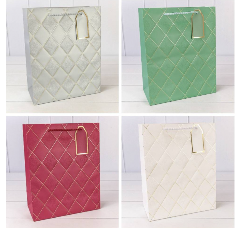 Пакет подарочный с тиснением "Ромбы1" (микс) 26*32*13 см 210г